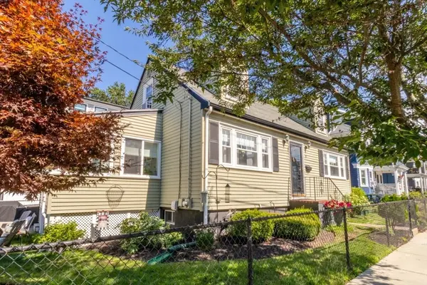 35 Rosaria St, Boston, MA 02122