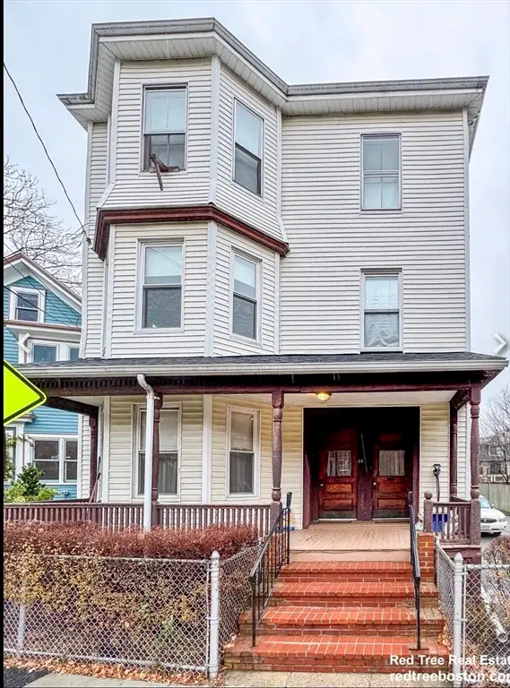 86 Chestnut St, Brookline, MA 02445