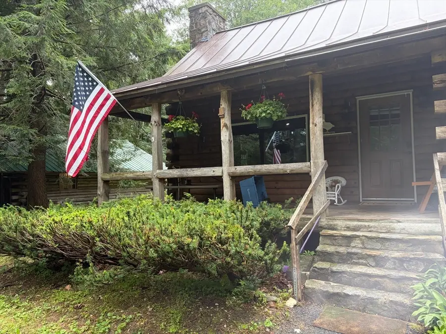 300 Lockes Village Rd, Wendell, MA 01379 - #2