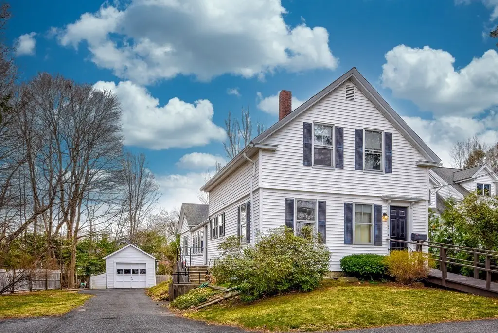 8 Pike St, Hopkinton, MA 01748 - #1