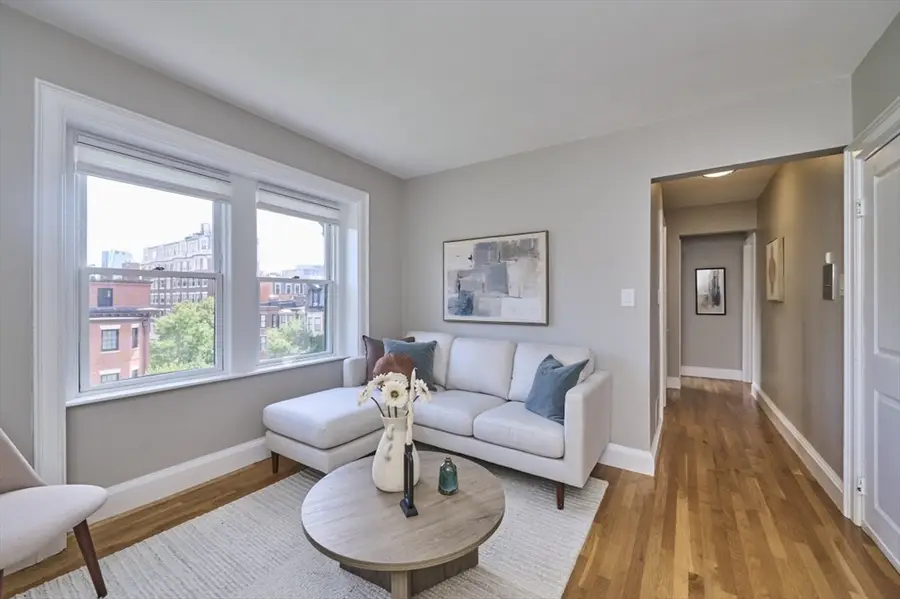 20 Hereford Street #4, Boston, MA 02115 - #3