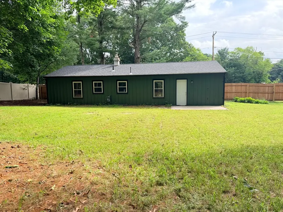 149 Precinct St, East Taunton, MA 02718 - #3