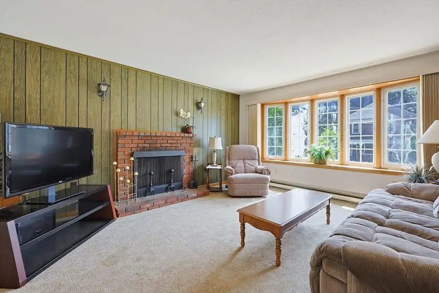 48 Jackson St, North Attleboro, MA 02763 - #3