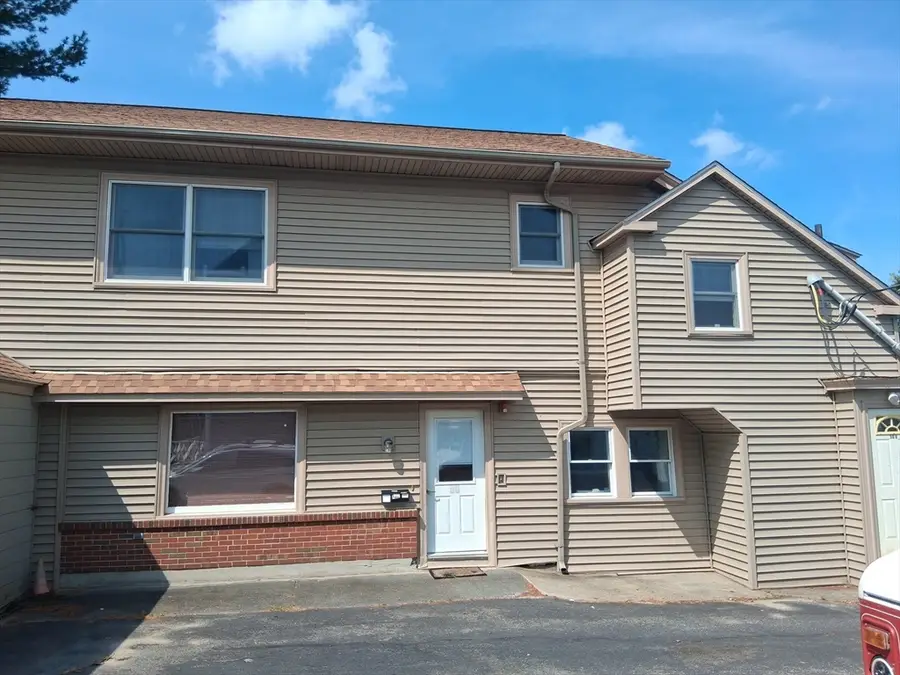 484 Burncoat St, Worcester, MA 01606 - #2