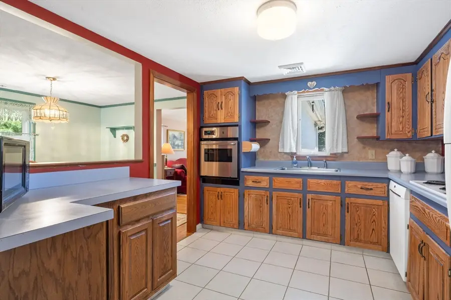 64 Heywood Ave, Melrose, MA 02176 - #3