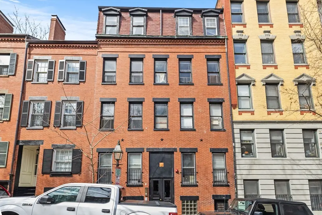 19 South Russell Street, Boston, MA 02114 - #1