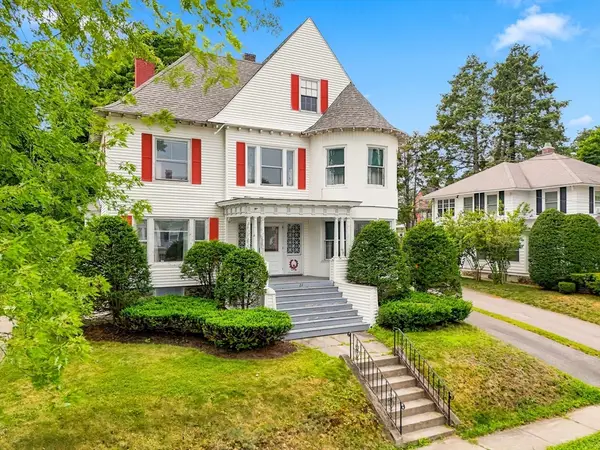 22 Quincy Street, Methuen, MA 01844