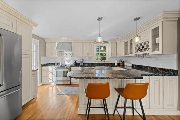 28 Lawrence Street, Danvers, MA 01923