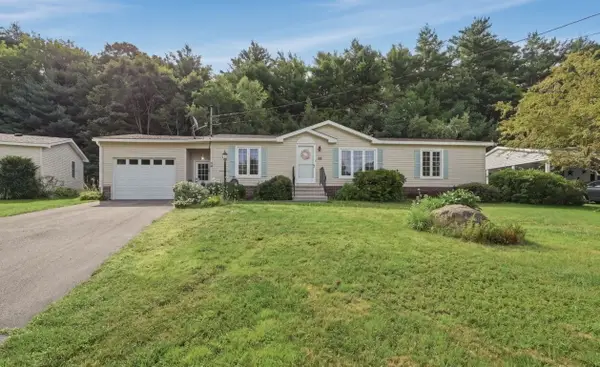33 Bayberry Drive, Gardner, MA 01440