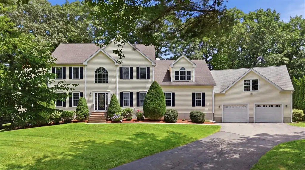 8 Karen Ln, Milford, MA 01757 - #1