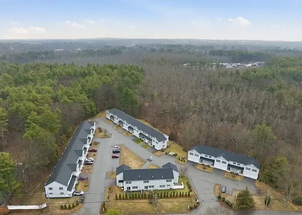 90 Rangeway Rd #303, Billerica, MA 01862