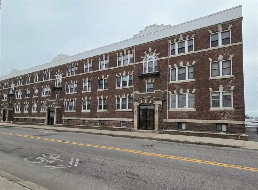 229 Washington Ave #3A, Winthrop, MA 02152 - #3
