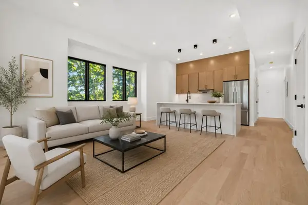 15 Clyde St #F, Somerville, MA 02145