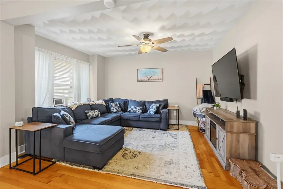 179 Pilgrim Ave, Worcester, MA 01604 - #3