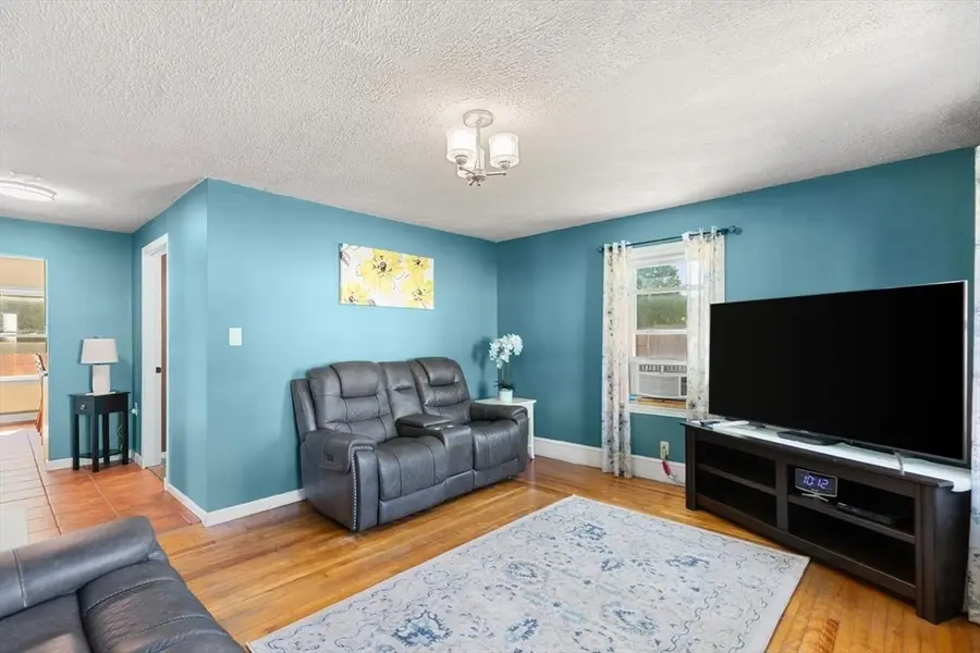 200 Lynnfield St, Peabody, MA 01960 - #3