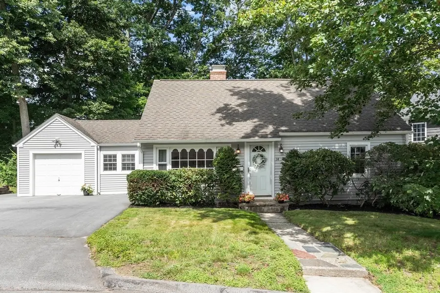 14 Meadow Ln, Worcester, MA 01602 - #2