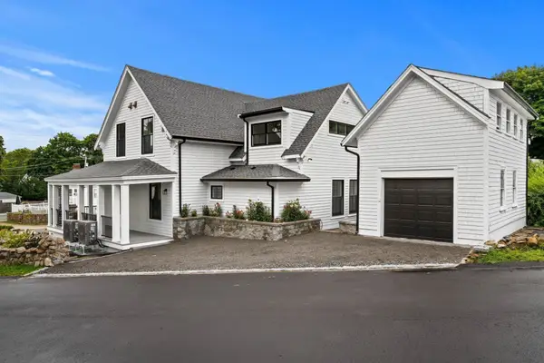 45 Beach Road, Gloucester, MA 01930