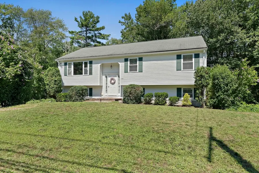 735 Pleasant St, Bridgewater, MA 02324 - #2