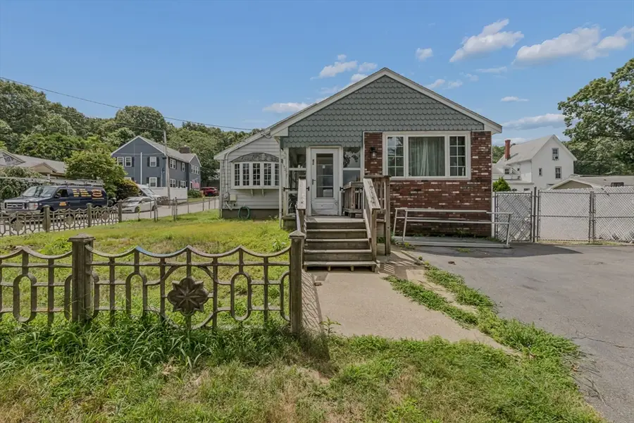 42 B St, Lynn, MA 01905 - #3