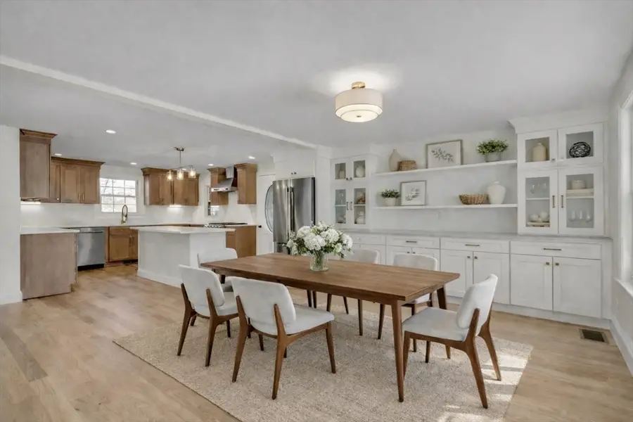 510 Common St, Walpole, MA 02081 - #3