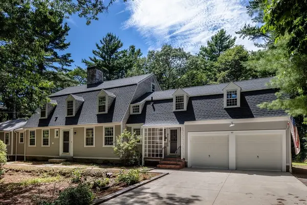 92 Front St, Marion, MA 02738