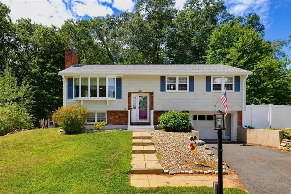 3 Bonnie Ln, Billerica, MA 01821