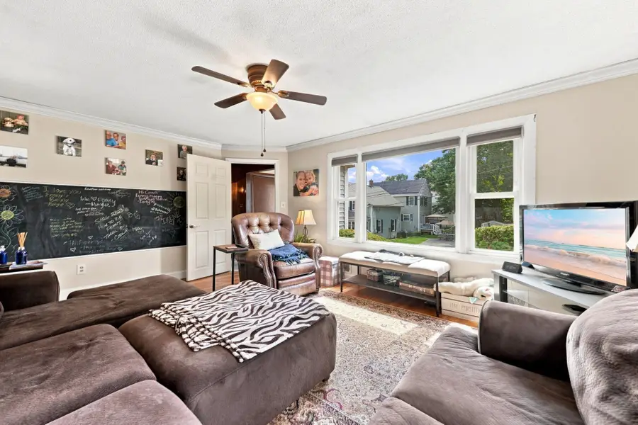 124 E Meadow Rd, Lowell, MA 01854 - #3