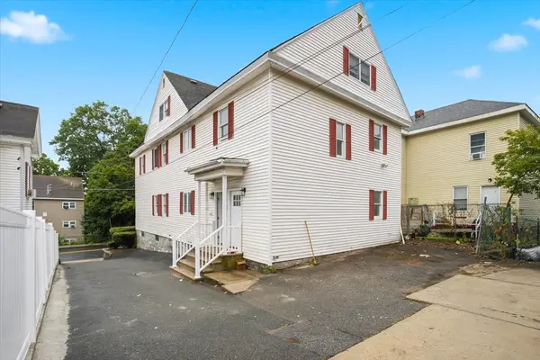 113 Liberty St, Lowell, MA 01851
