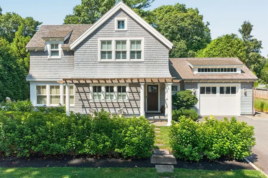 141 Hollingsworth Rd, Osterville, MA 02655 - #2