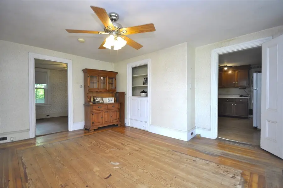 336 Plymouth St, East Bridgewater, MA 02333 - #3