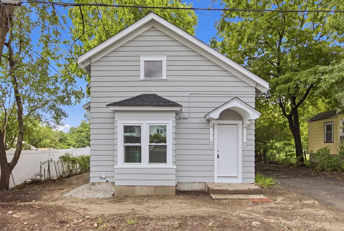 25 Redman Pl, Fitchburg, MA 01420 - #1