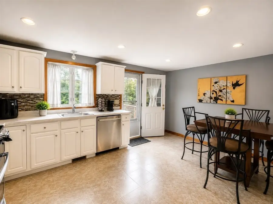 34 Old Plymouth St #34, East Bridgewater, MA 02333 - #2