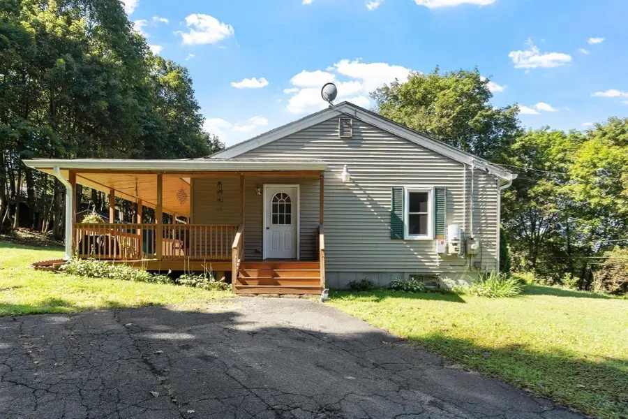 56 Bliss St, Athol, MA 01331 - #3