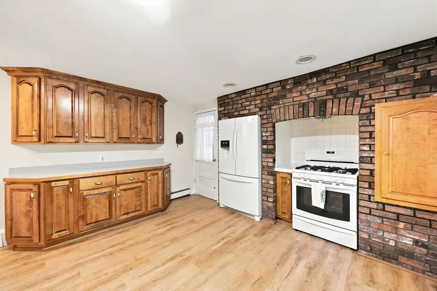 81 Warren Rd, Townsend, MA 01469 - #3