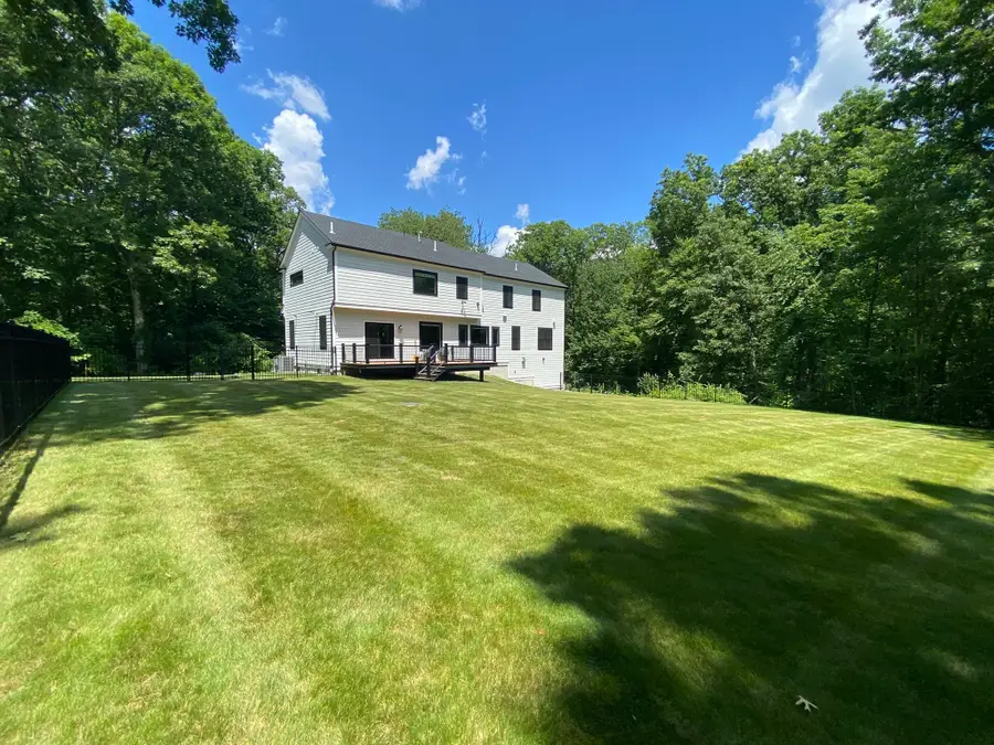 1 Whisper Way, Hopkinton, MA 01748 - #2