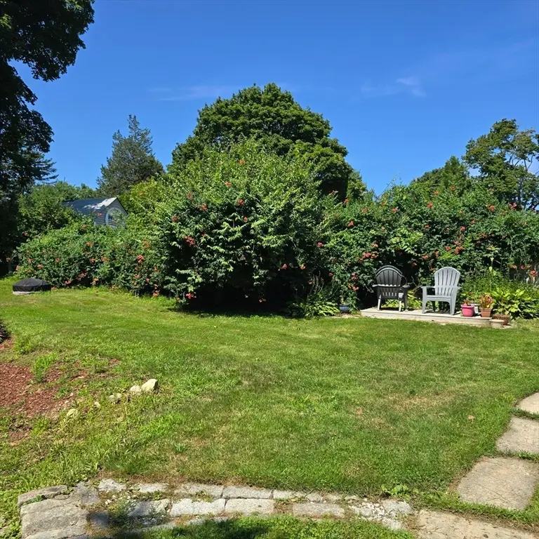 43 Mayflower St, Plymouth, MA 02360 - #3