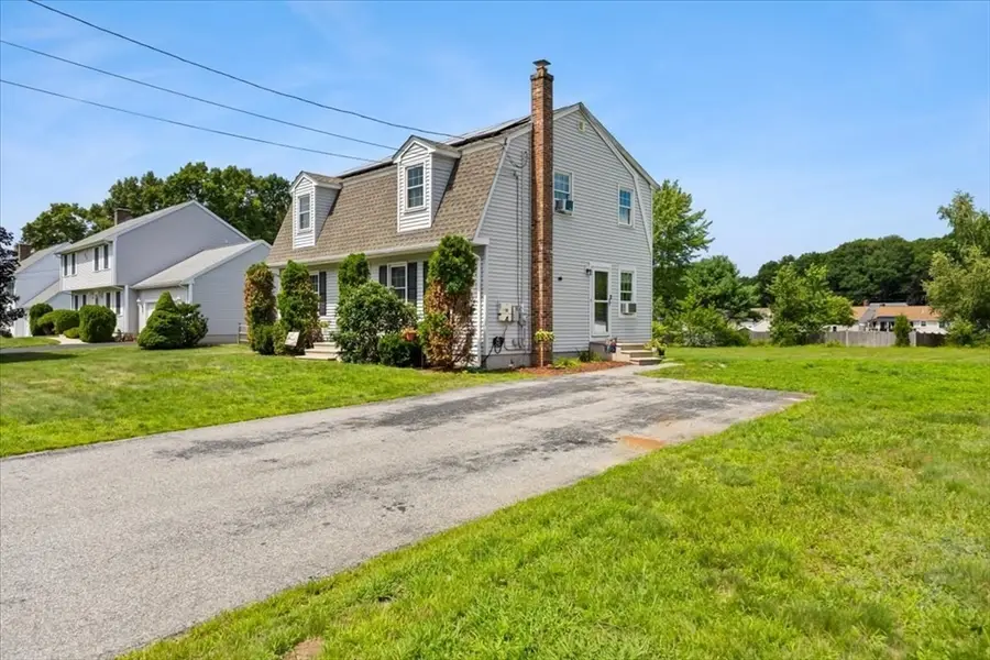 34 Stanley St, Attleboro, MA 02703 - #3
