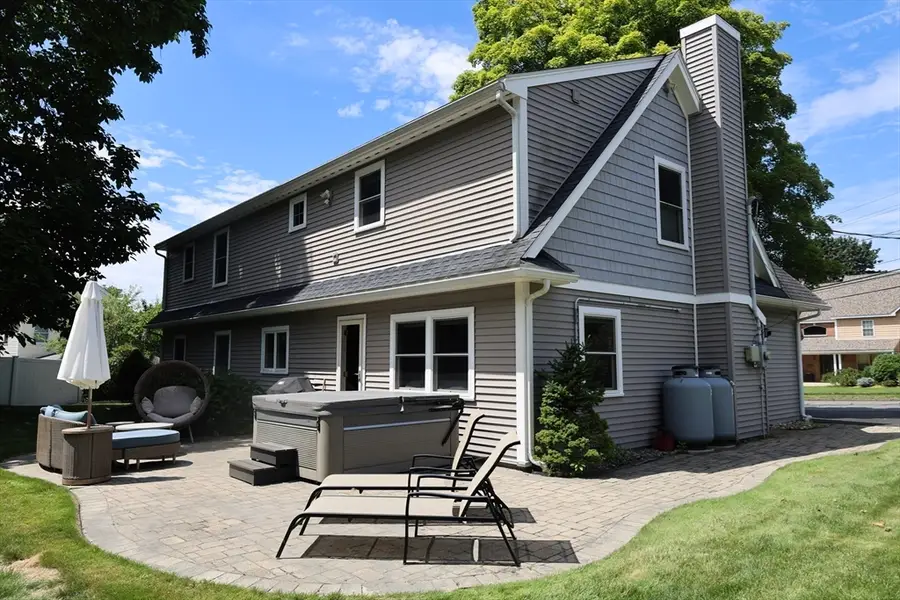 129 Burley St, Danvers, MA 01923 - #3