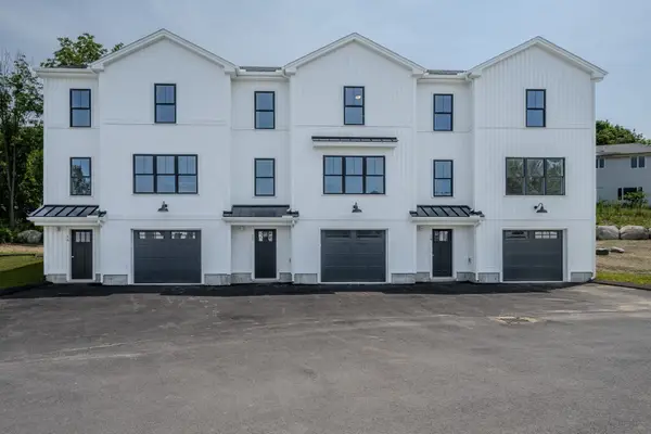 112 Genest St #16, Dracut, MA 01826