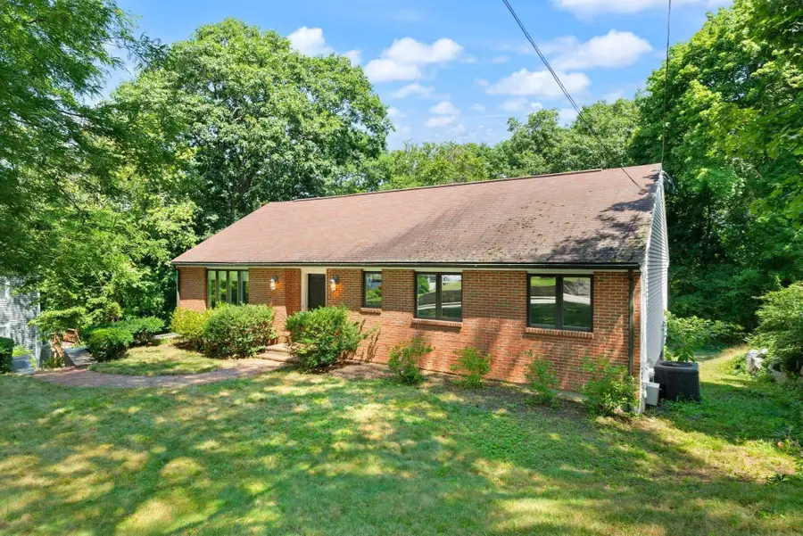 24 Minihans Ln, Quincy, MA 02169 - #2