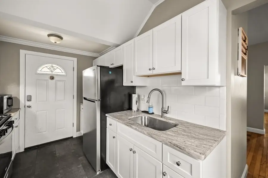 315 Washington St, Fall River, MA 02721 - #2