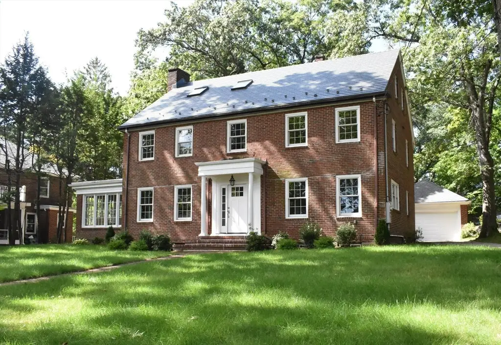 27 Gammons Rd, Newton, MA 02468 - #1
