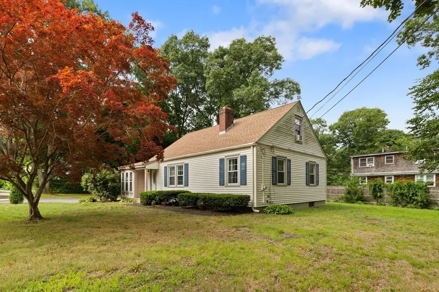 105 Patterson St, Attleboro, MA 02703 - #3