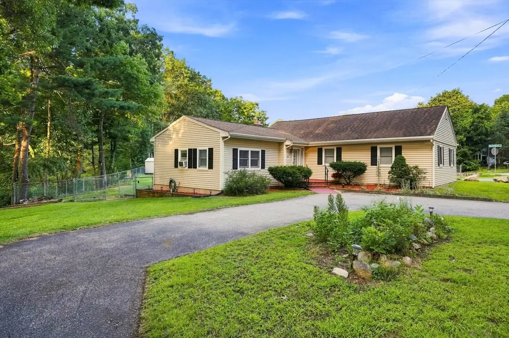 70 Muller Rd, Burlington, MA 01803 - #1