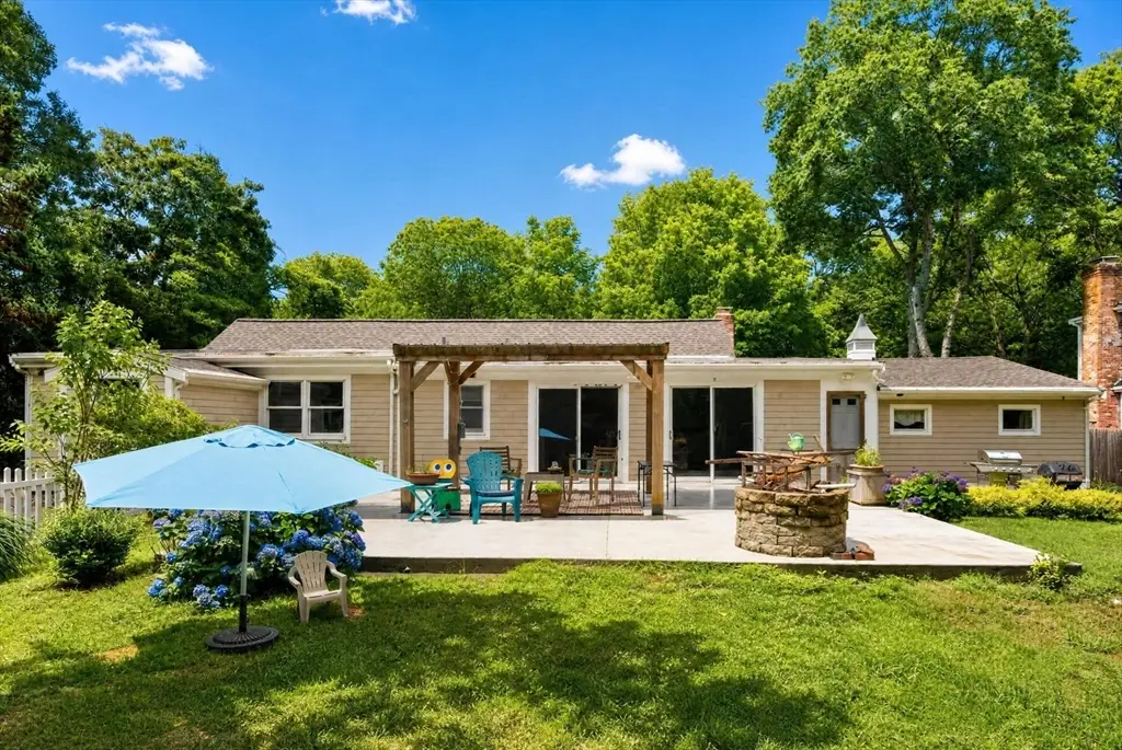 14 Veeder Dr, East Falmouth, MA 02536 - #1