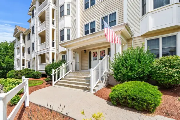 33 Westchester Drive #304, Haverhill, MA 01830