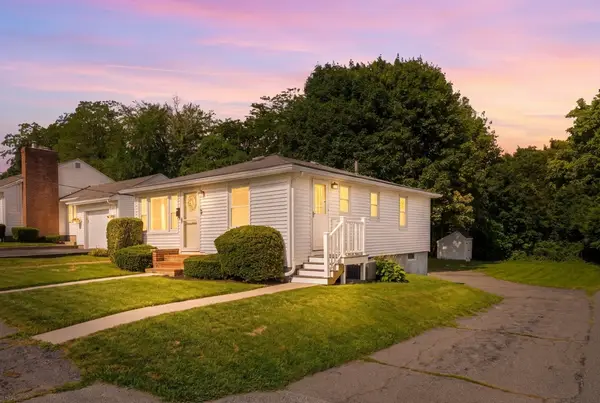 12 Billings Street, Taunton, MA 02780