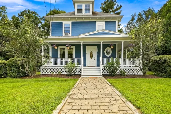 86 North Street, Douglas, MA 01516