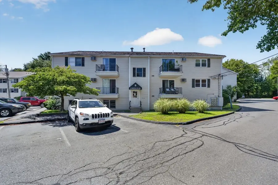 1261 Church St #15, New Bedford, MA 02745 - #2