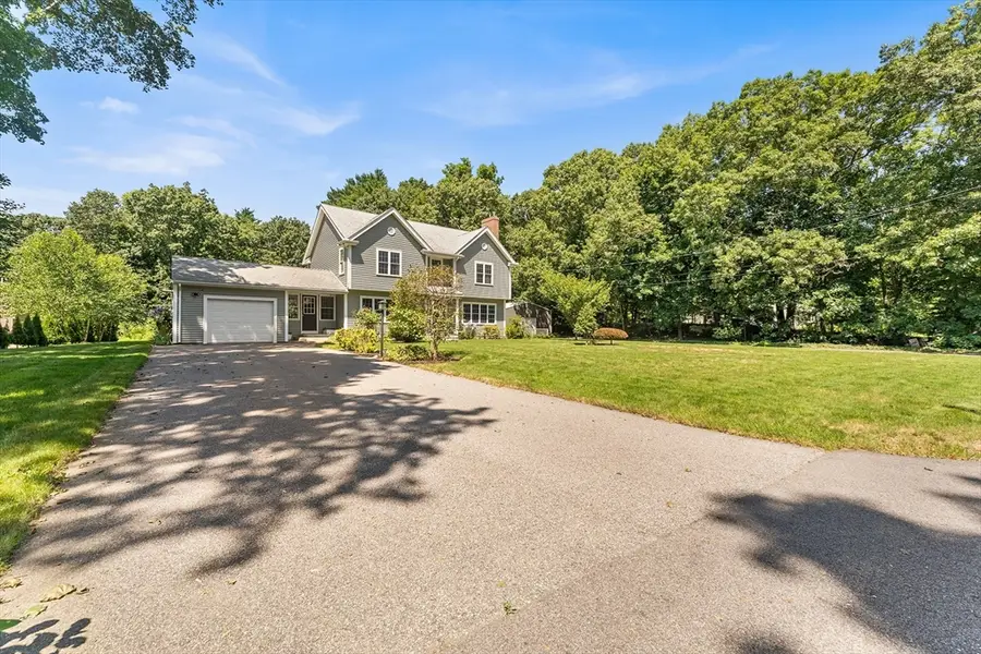 33 S Walnut St, Mansfield, MA 02048 - #3